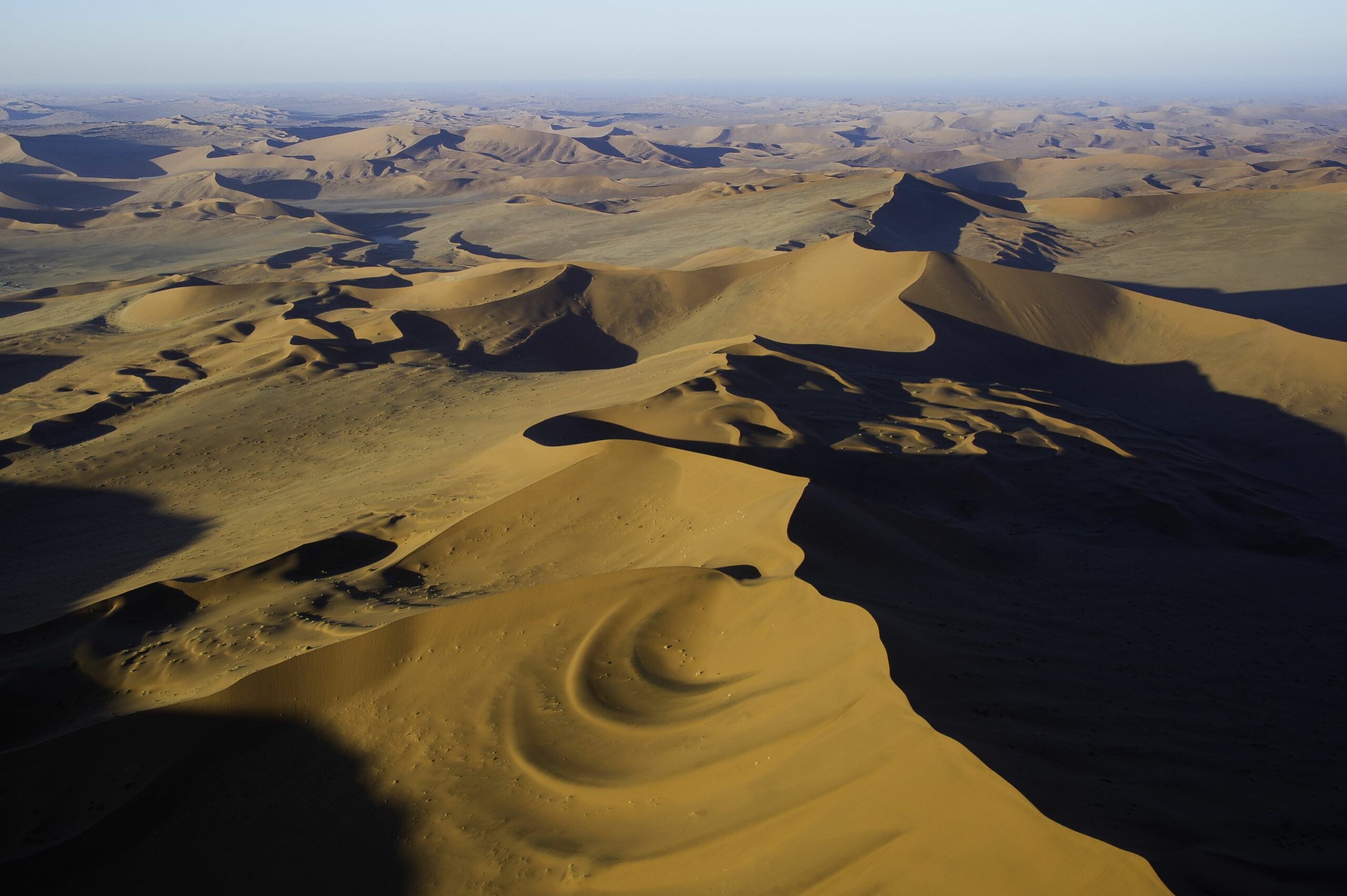 https://www.trackssafaris.co.uk/wp-content/uploads/2022/06/Sossulvlei1-scaled.jpg