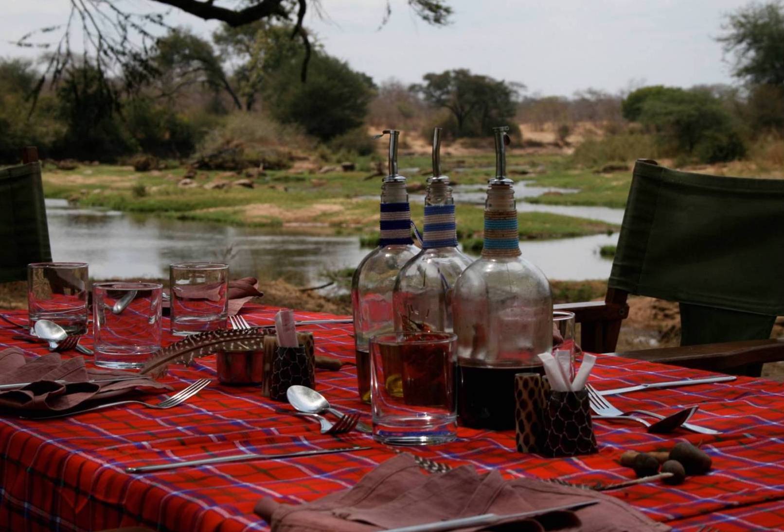 /wp-content/uploads/2022/07/Bush-Lunch-at-Jongomero-copy-22.jpg