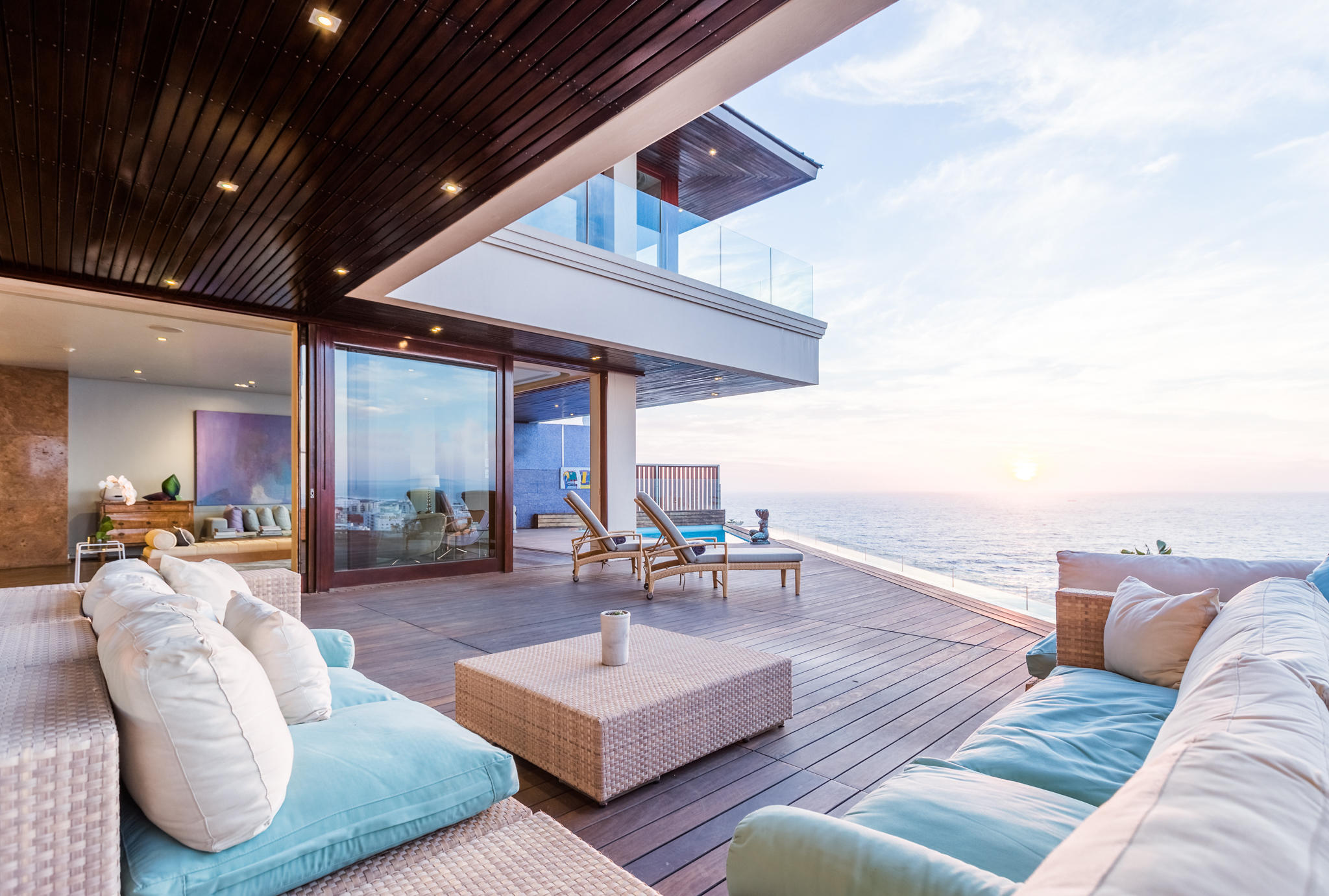 https://www.trackssafaris.co.uk/wp-content/uploads/2022/07/Ellerman-House-Villa-One-Deck1.jpg