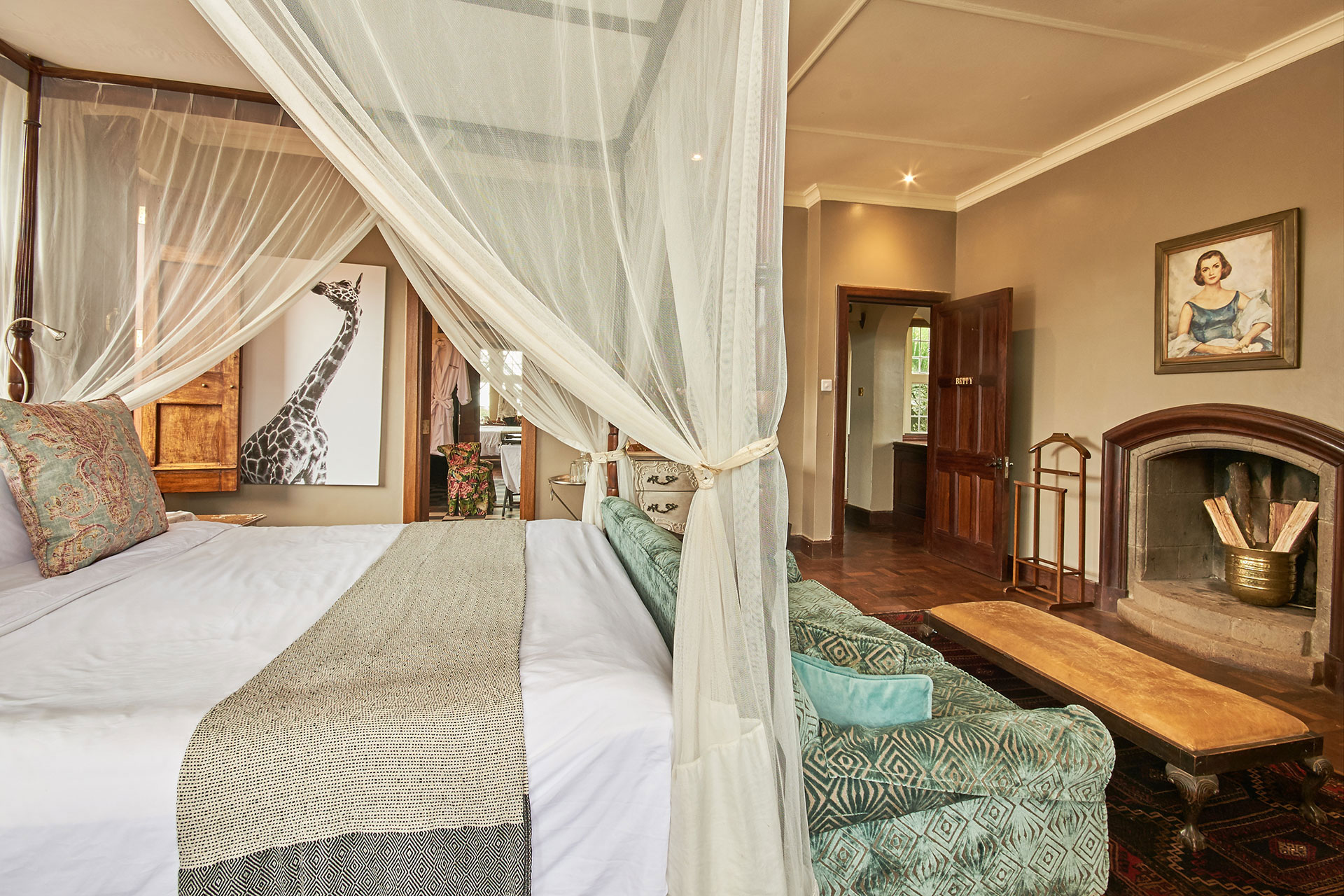 /wp-content/uploads/2022/07/KENYA_The-Safari-Collection_Giraffe-Manor_6_Giraffe-Manor-Bettys-room-copy.jpg