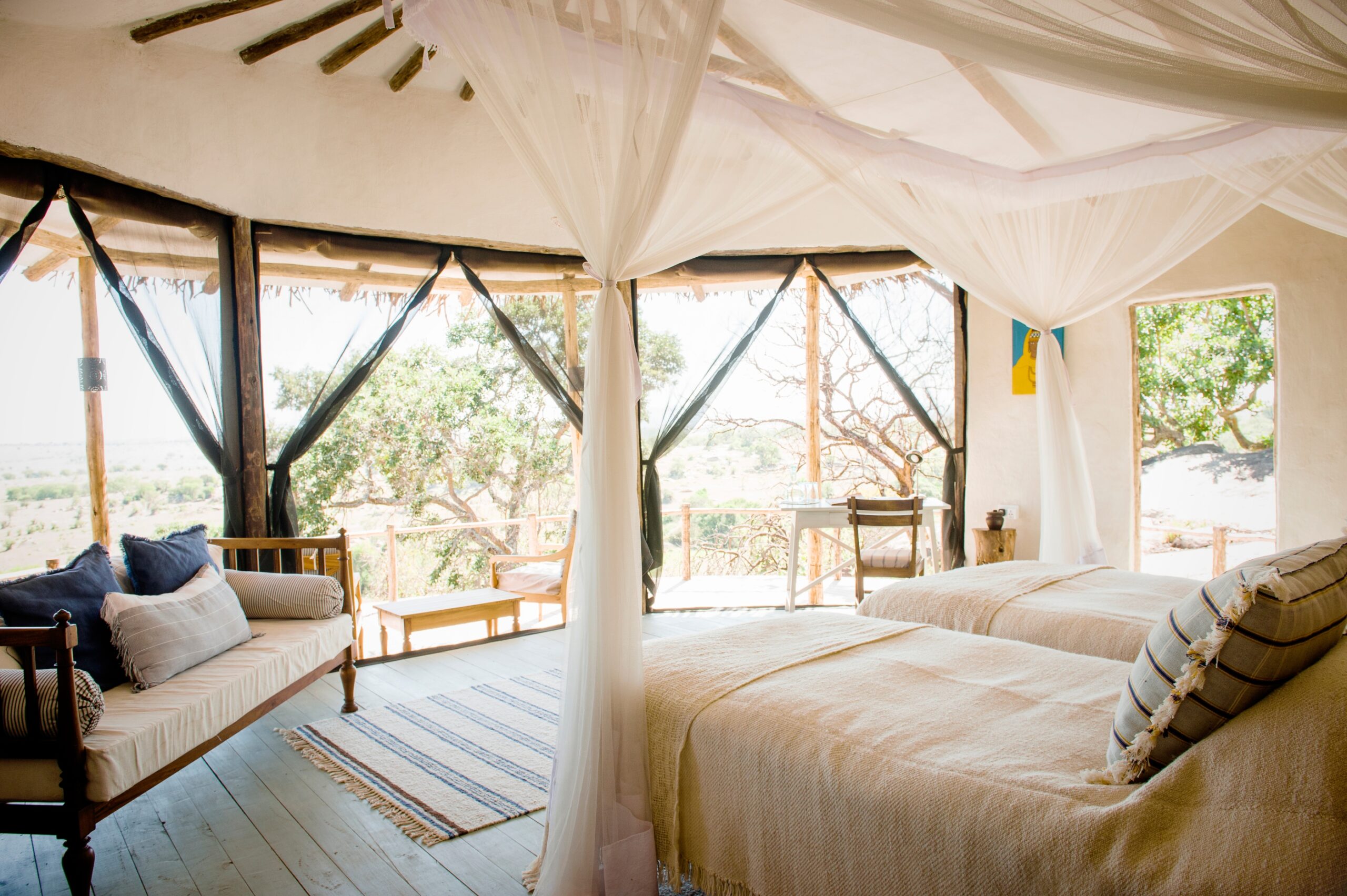 /wp-content/uploads/2022/07/LamaiSerengeti-room-scaled.jpg