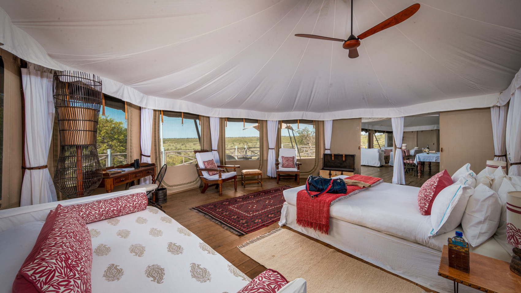 /wp-content/uploads/2022/07/MasterBedroom_SimbaTent-1700x956-1.jpg
