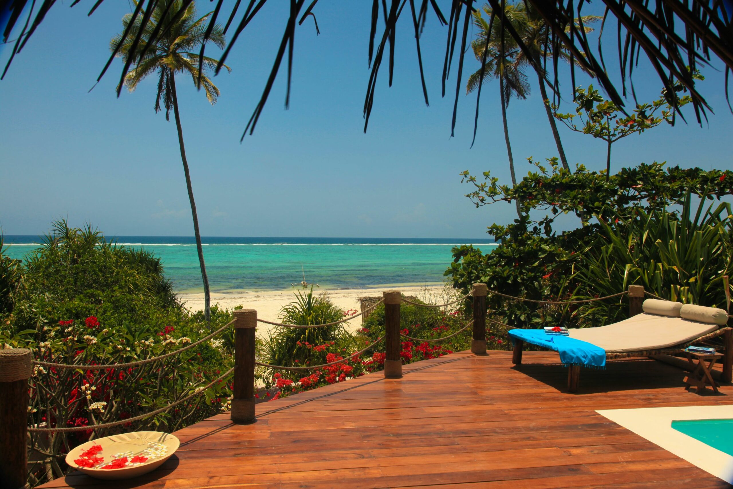 /wp-content/uploads/2022/07/Matemwe-beach-house-pool-beach-copy1-scaled.jpg