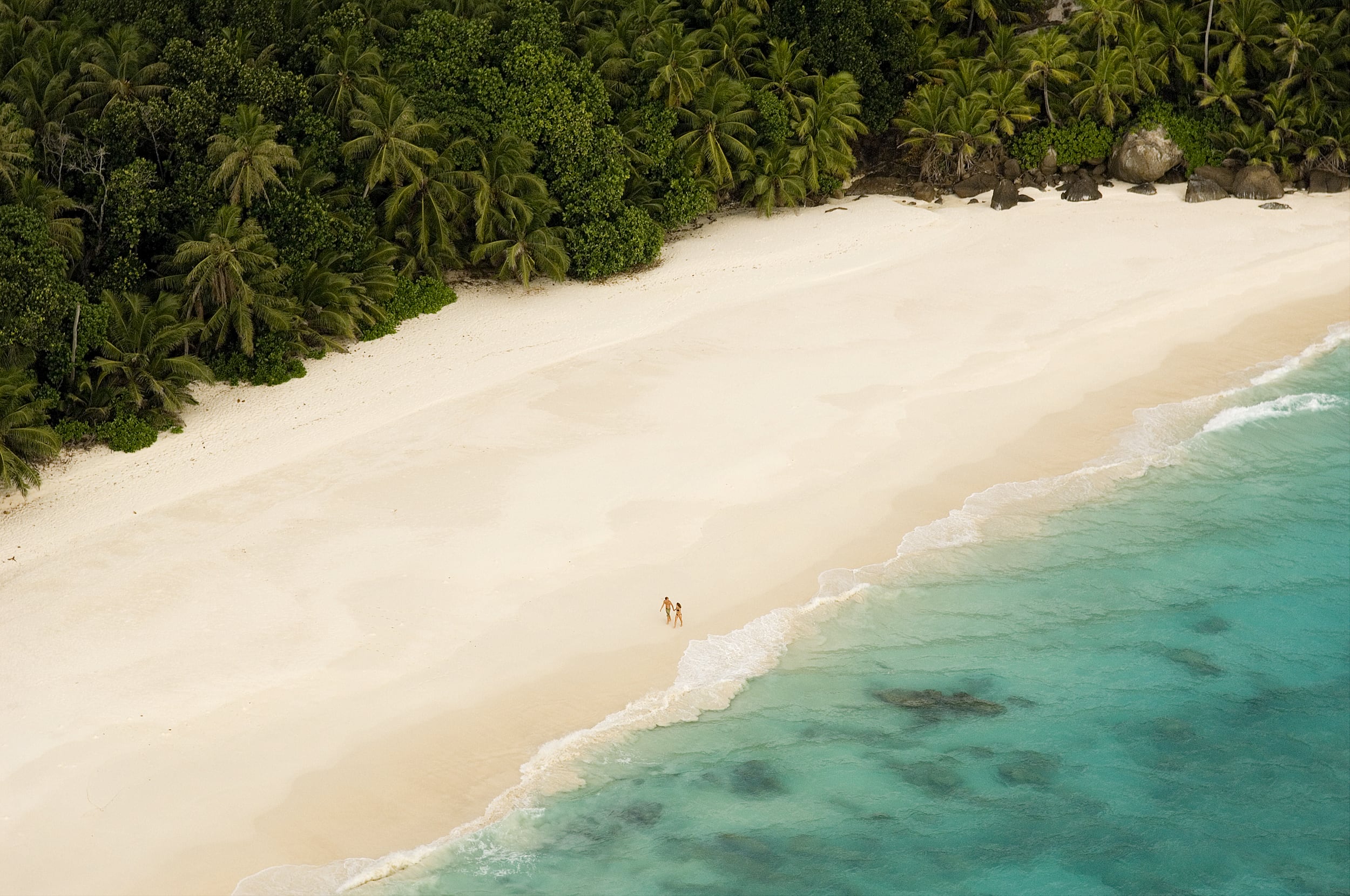 https://www.trackssafaris.co.uk/wp-content/uploads/2022/07/North-Island-Honeymoon-Beach-copy.jpg