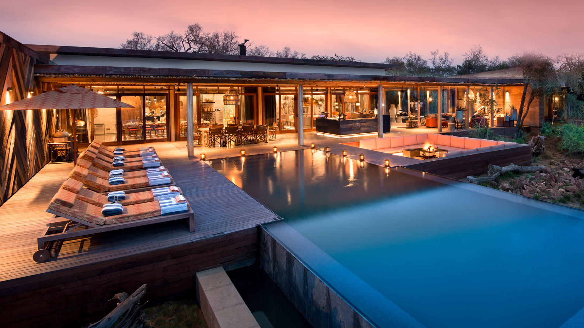 https://www.trackssafaris.co.uk/wp-content/uploads/2022/07/andBeyond-Phinda-Homestead.jpg
