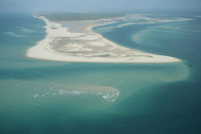 /wp-content/uploads/2022/07/azura-benguerra-island-10.jpg