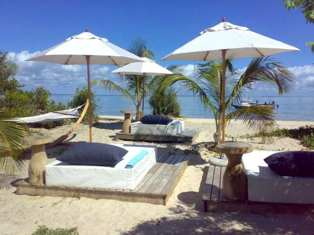 /wp-content/uploads/2022/07/azura-benguerra-island-5.jpg