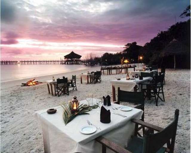 /wp-content/uploads/2022/07/fundu-lagoon-pemba-island-5.jpg