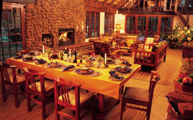 /wp-content/uploads/2022/07/isibindi-zulu-lodge-kwazulu-natal-4.jpg