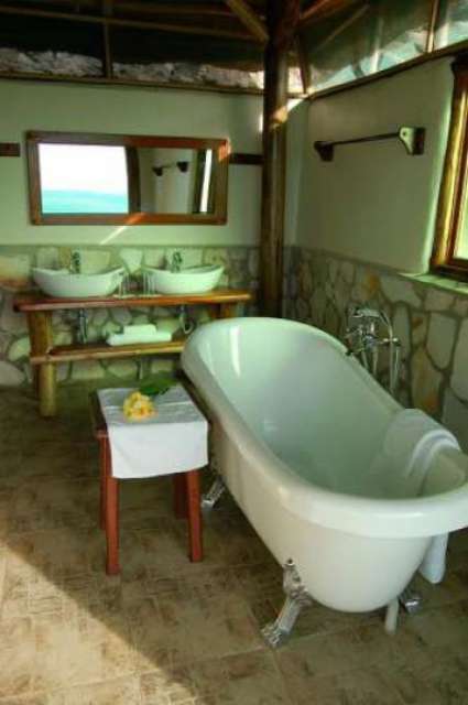 /wp-content/uploads/2022/07/katara-lodge-queen-elizabeth-np-2.jpg