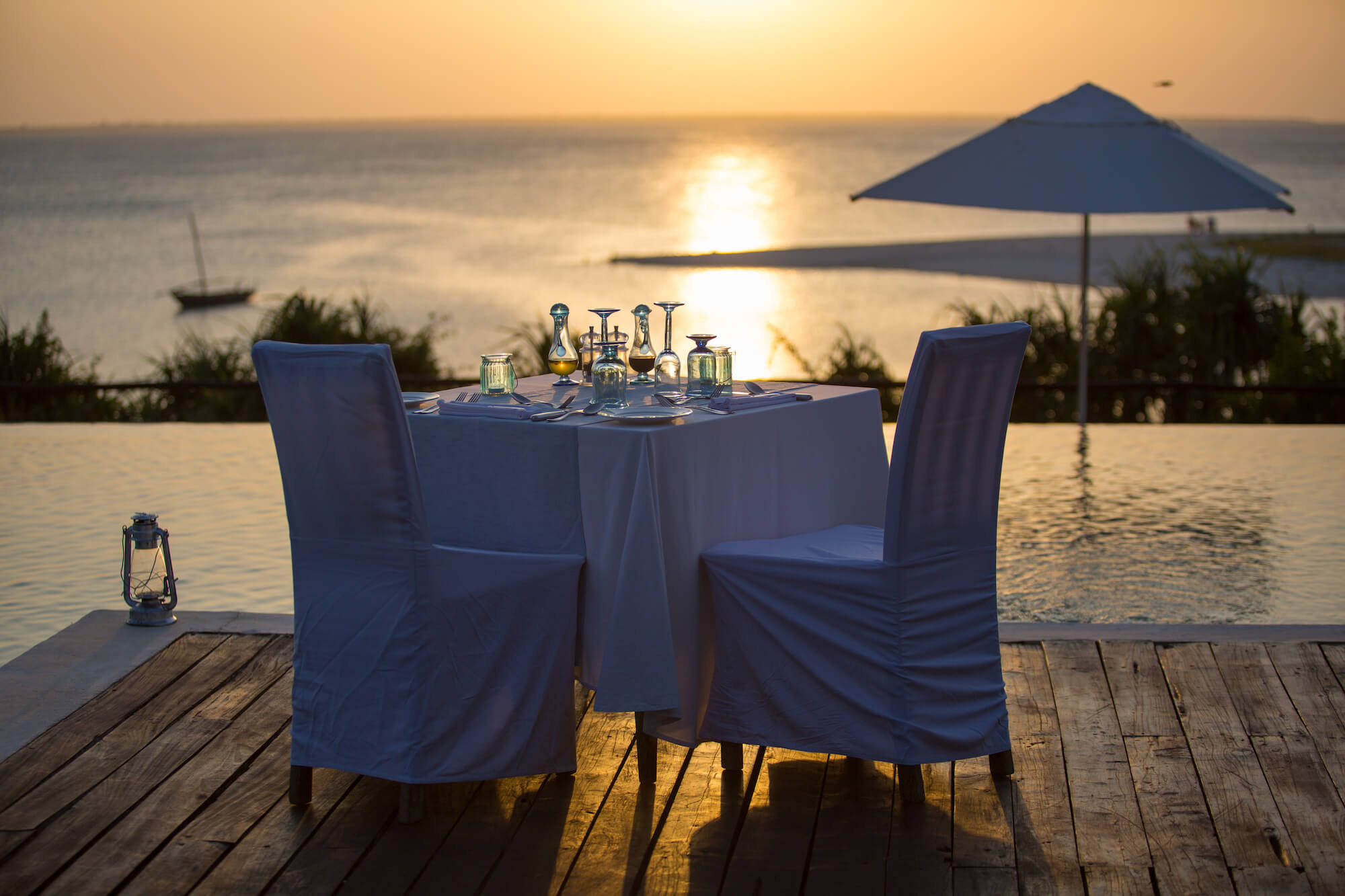 /wp-content/uploads/2022/07/kilindi_-_poolside_dining_c_silverless.jpg
