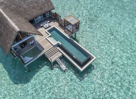 Four Seasons Landaa Giraavaru – Baa Atoll