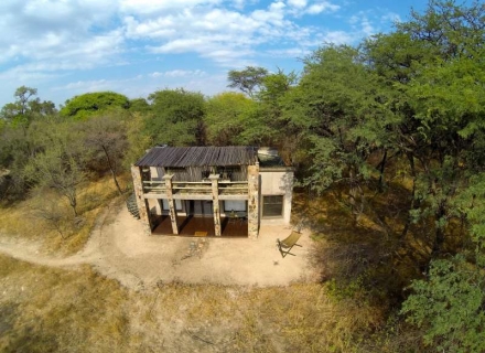 Camelthorn Lodge – Hwange National Park