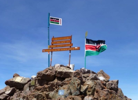 4 and 6 Night Itineraries – Climb Mount Kenya!