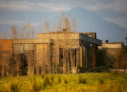 Singita Kataza House – Volcanoes National Park
