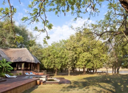 Luangwa River Camp – South Luangwa National Park