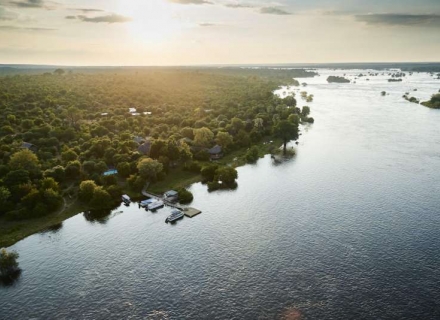 Victoria Falls River Lodge – Zambezi National Park