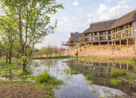 Victoria Falls Safari Club – Victoria Falls