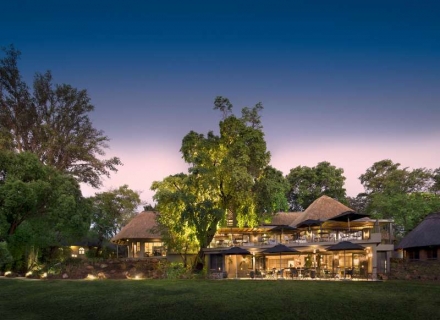 Stanley & Livingstone Hotel – Victoria Falls