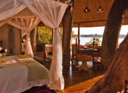 ZAMBIA TREEHOUSES
