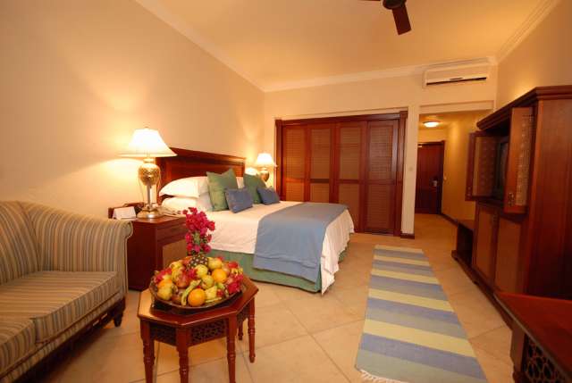 /wp-content/uploads/2022/07/pemba-beach-hotel-and-spa-pemba-airpor-2.jpg