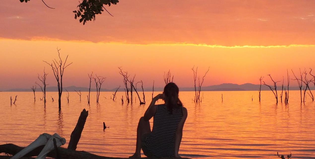 https://www.trackssafaris.co.uk/wp-content/uploads/2022/07/sunset1.jpg